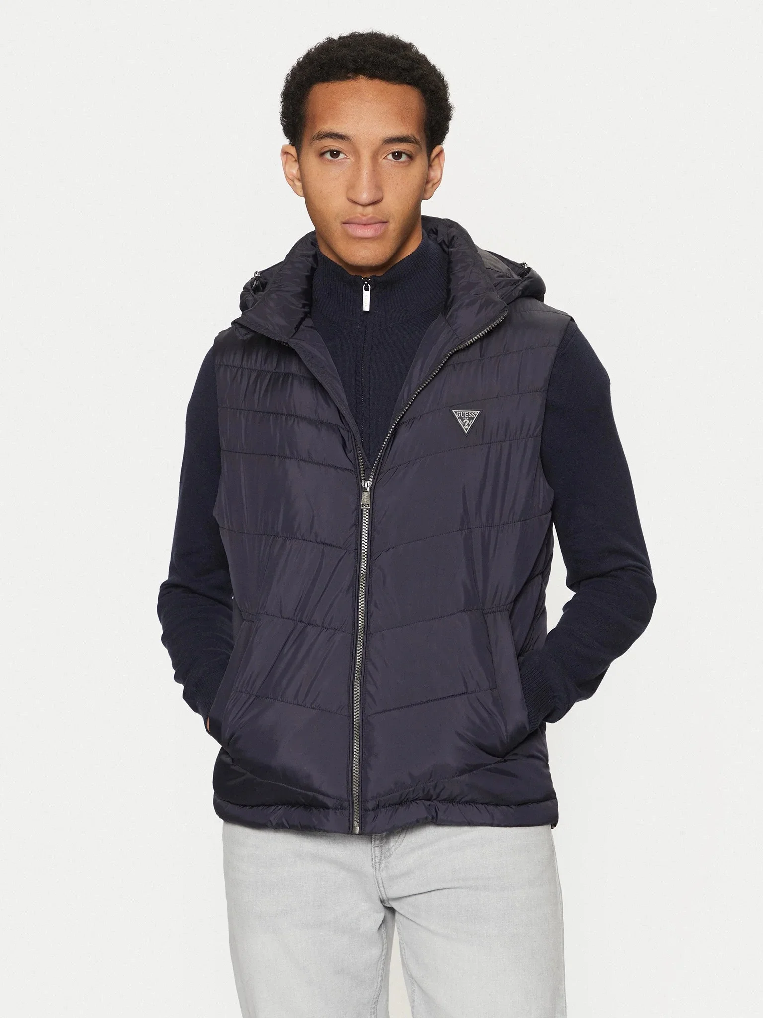 GUESS - LIGHT PUFFA VEST GUESS - LIGHT PUFFA VEST