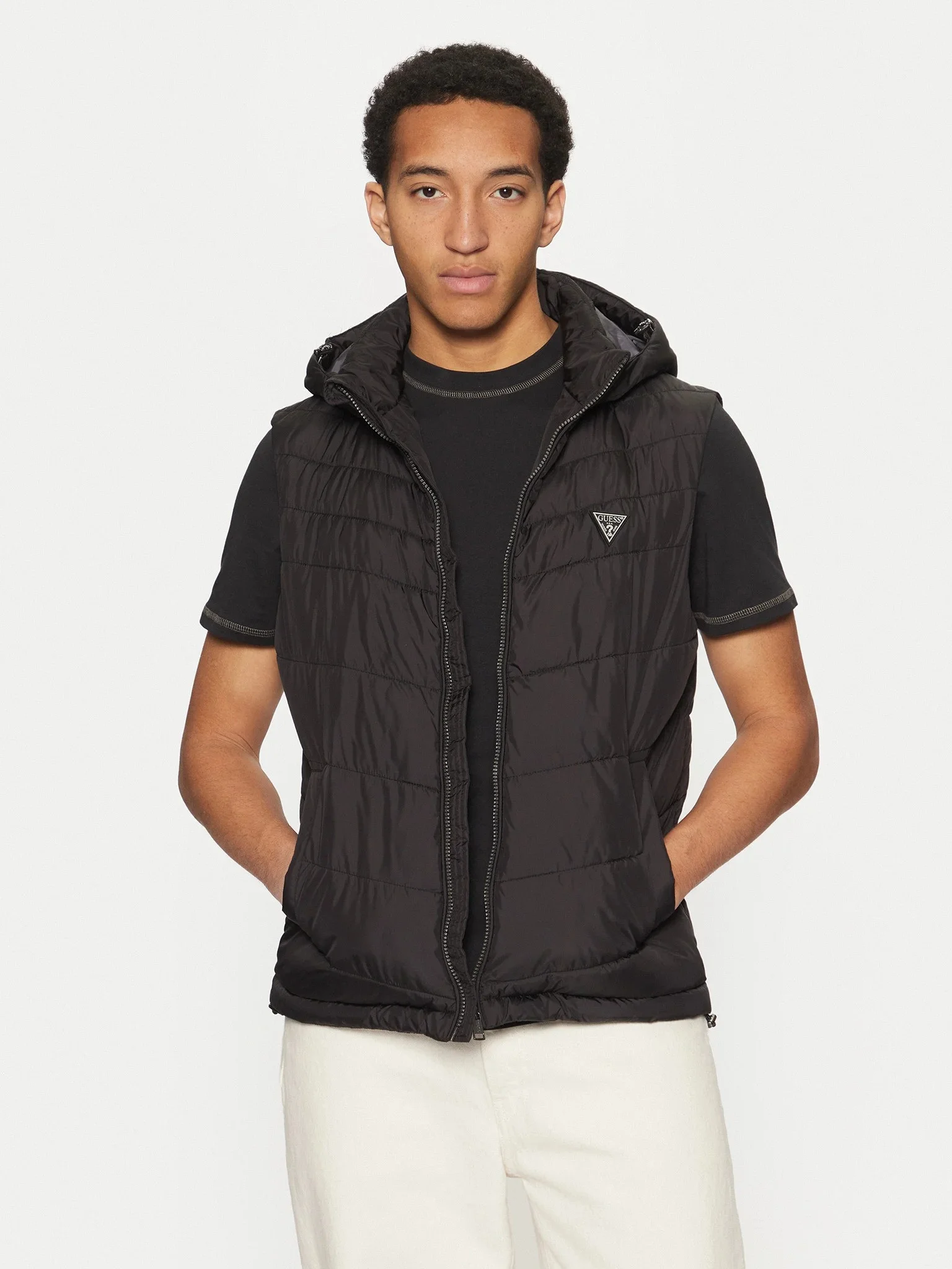 GUESS - LIGHT PUFFA VEST GUESS - LIGHT PUFFA VEST