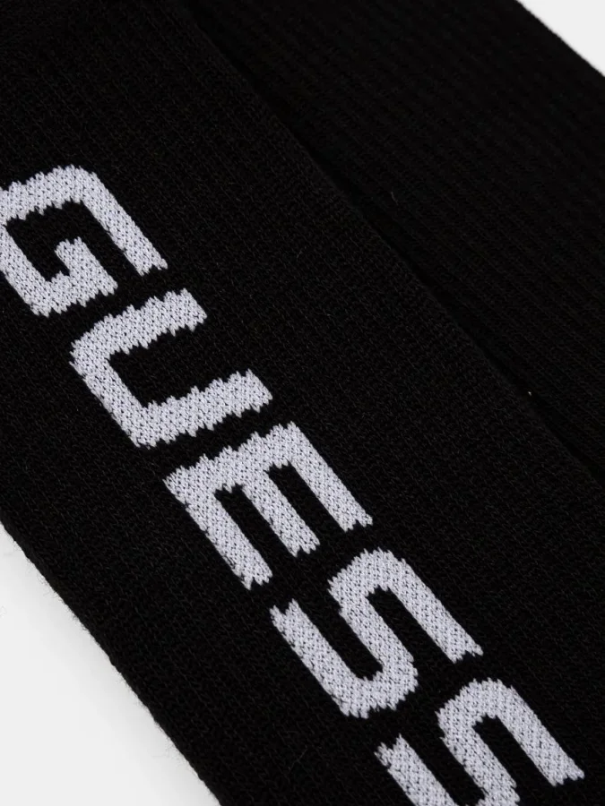 GUESS 2