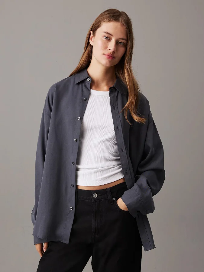 CALVIN KLEIN JEANS -...