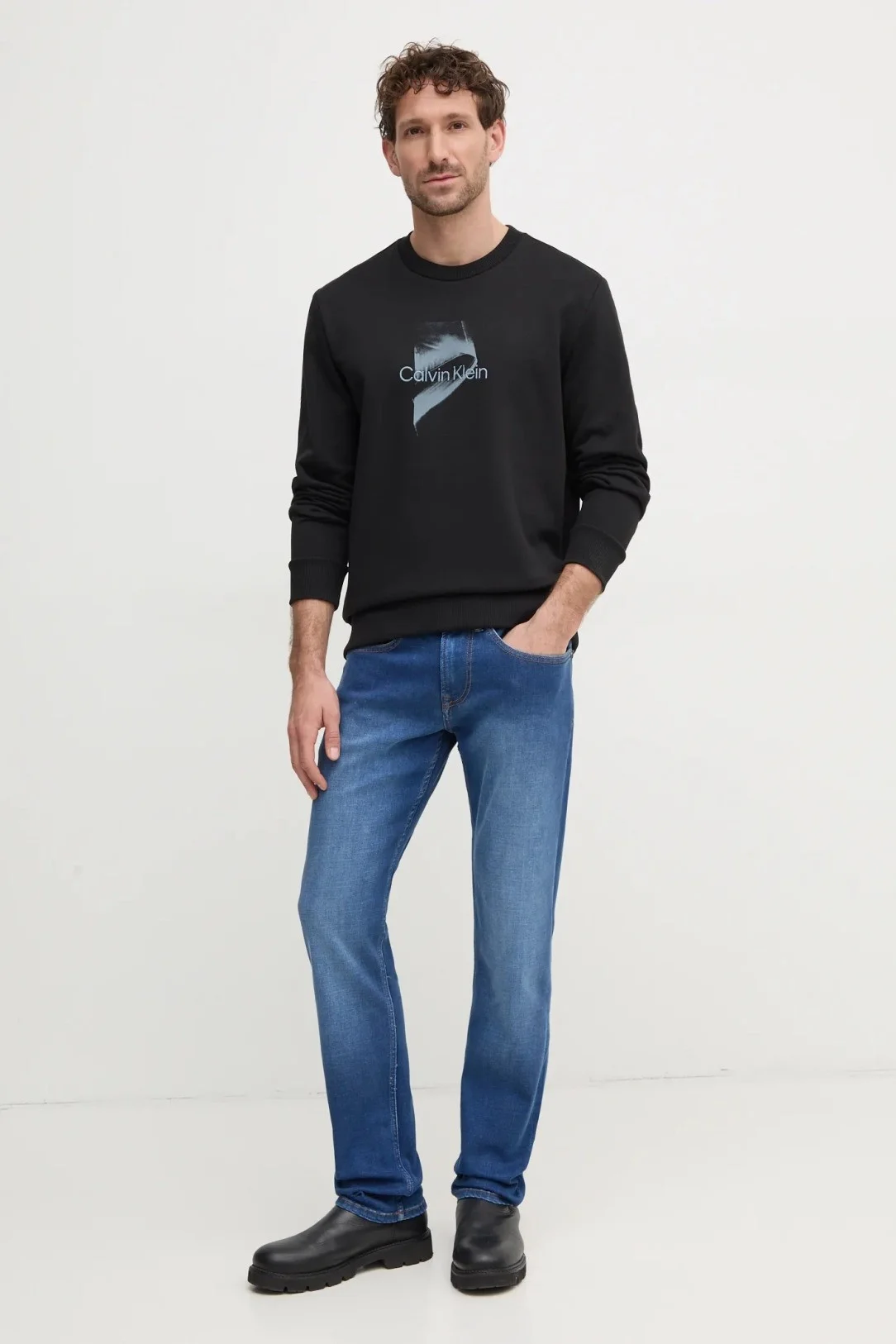 CALVIN KLEIN - RAISED GEL LOGO... CALVIN KLEIN - RAISED GEL LOGO...