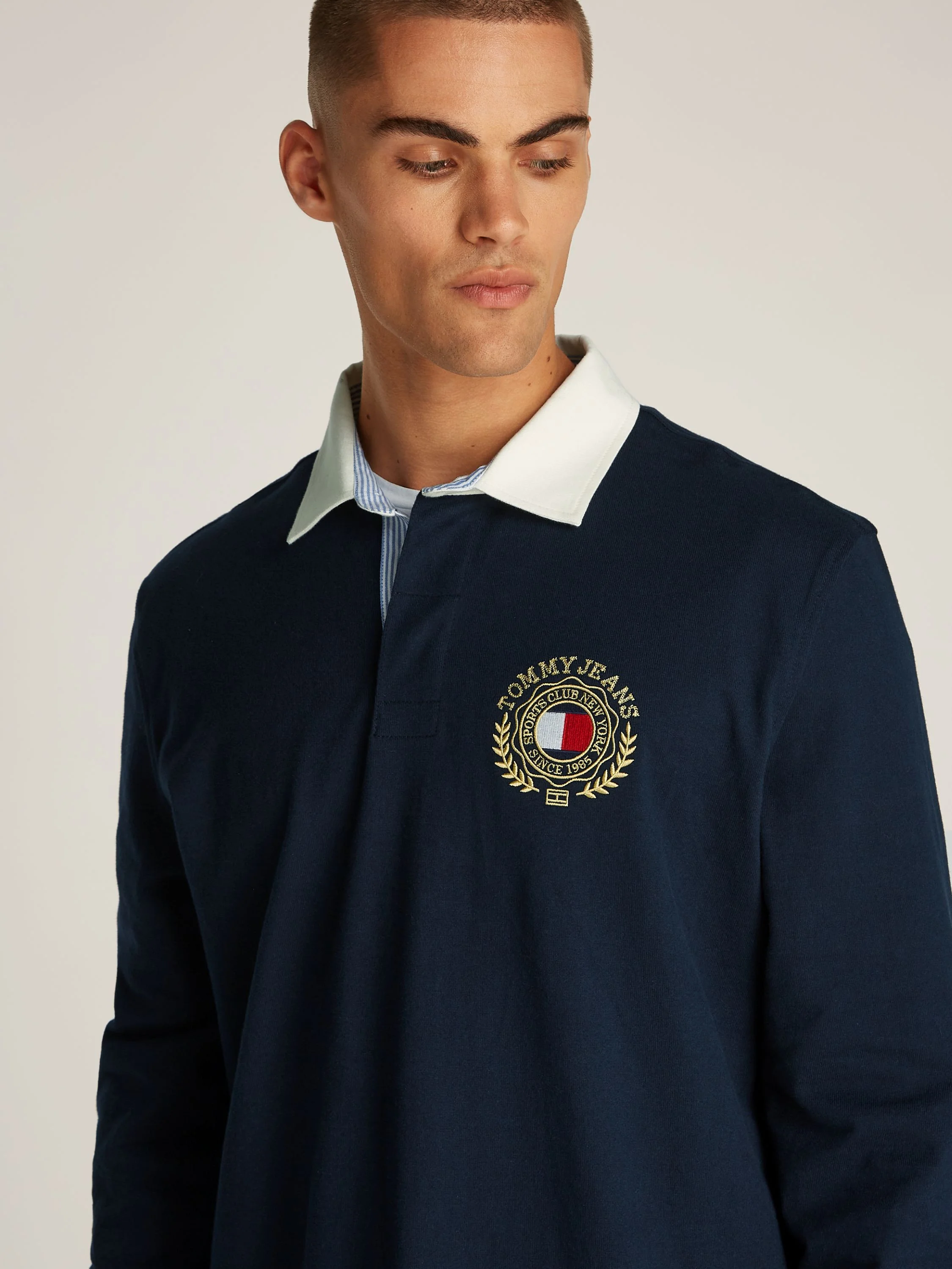 Tommy Jeans - TJM CREST RUGBY LS Tommy Jeans - TJM CREST RUGBY LS