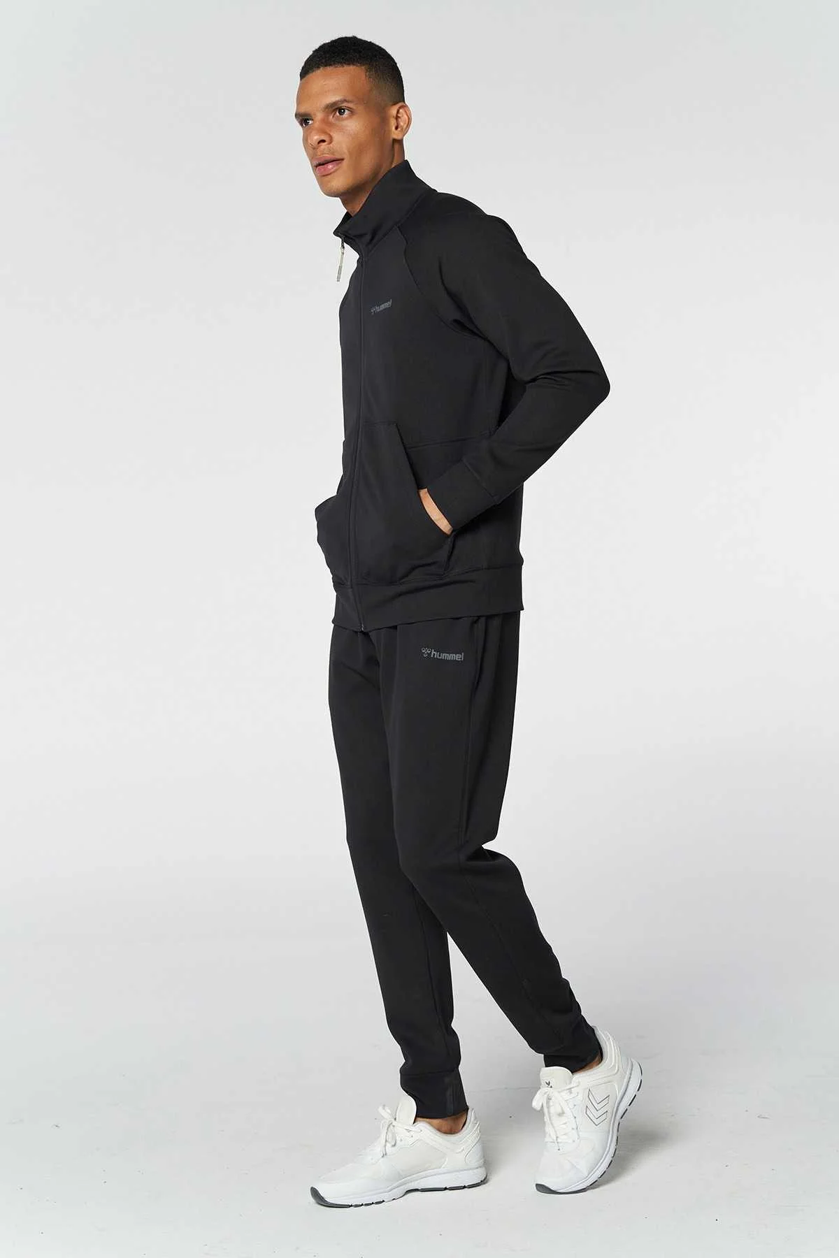 HUMMEL - HMLEVON ZIP JACKET HUMMEL - HMLEVON ZIP JACKET