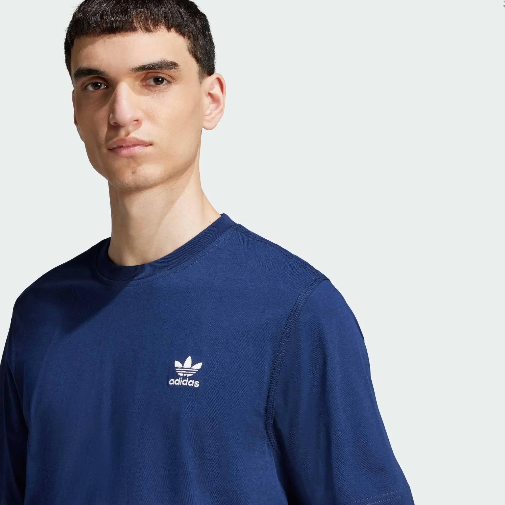 Adidas - TREFOIL ESS TEE Adidas - TREFOIL ESS TEE