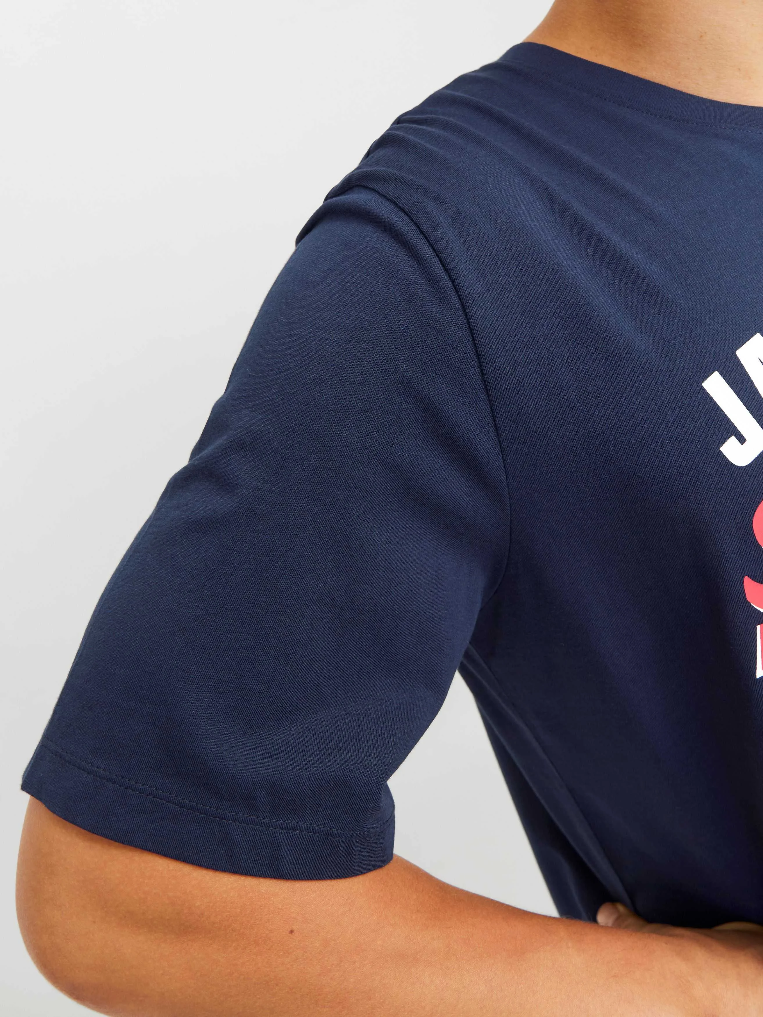 Jack&Jones - JJELOGO TEE SS O-NECK 2... Jack&Jones - JJELOGO TEE SS O-NECK 2...