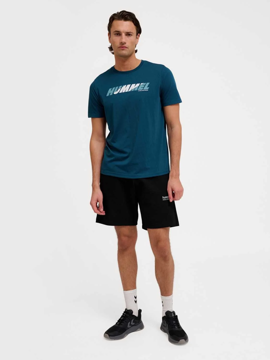 HUMMEL - hmlGRAPHIC BOLD LOGO TEE HUMMEL - hmlGRAPHIC BOLD LOGO TEE