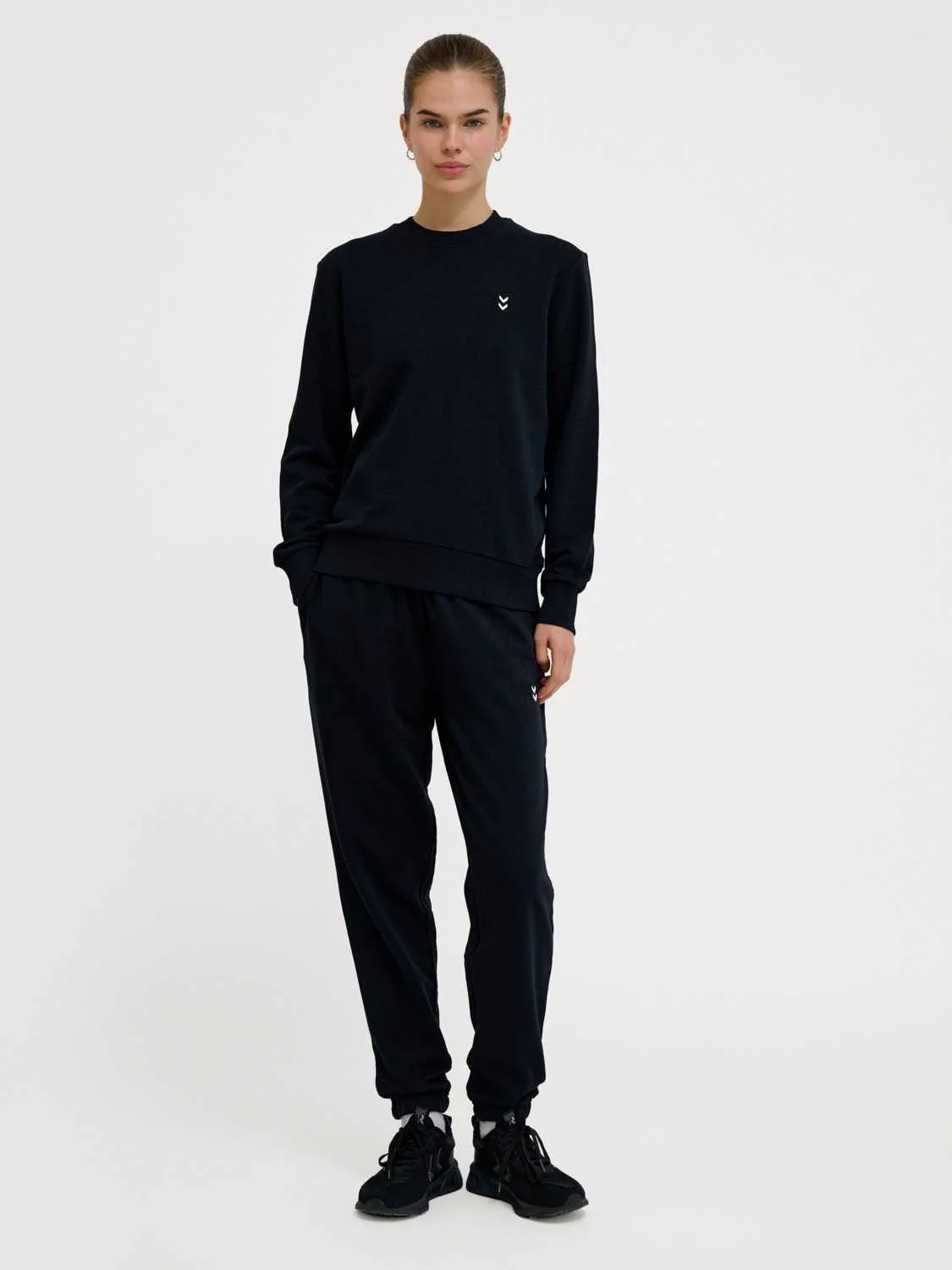 HUMMEL - hmlPULSE W SWEAT CREWNECK HUMMEL - hmlPULSE W SWEAT CREWNECK