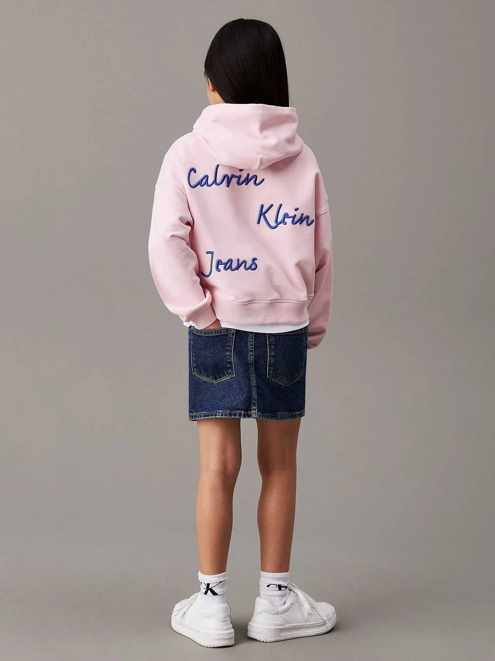CALVIN KLEIN - HANDWRITING... 2