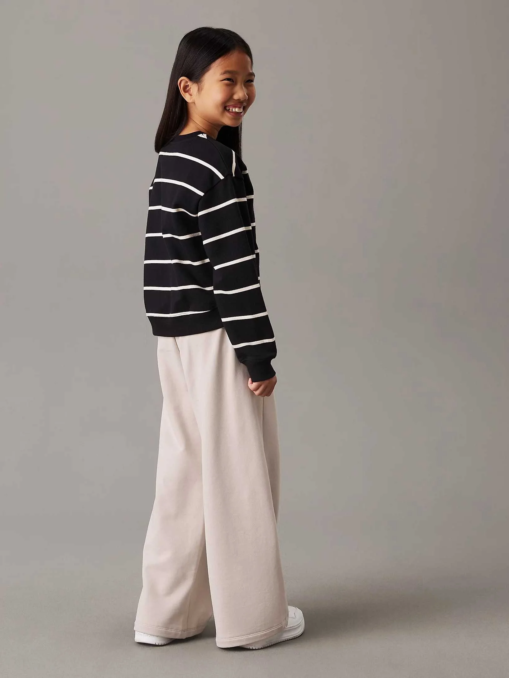 CALVIN KLEIN - HANDW LOGO... 2