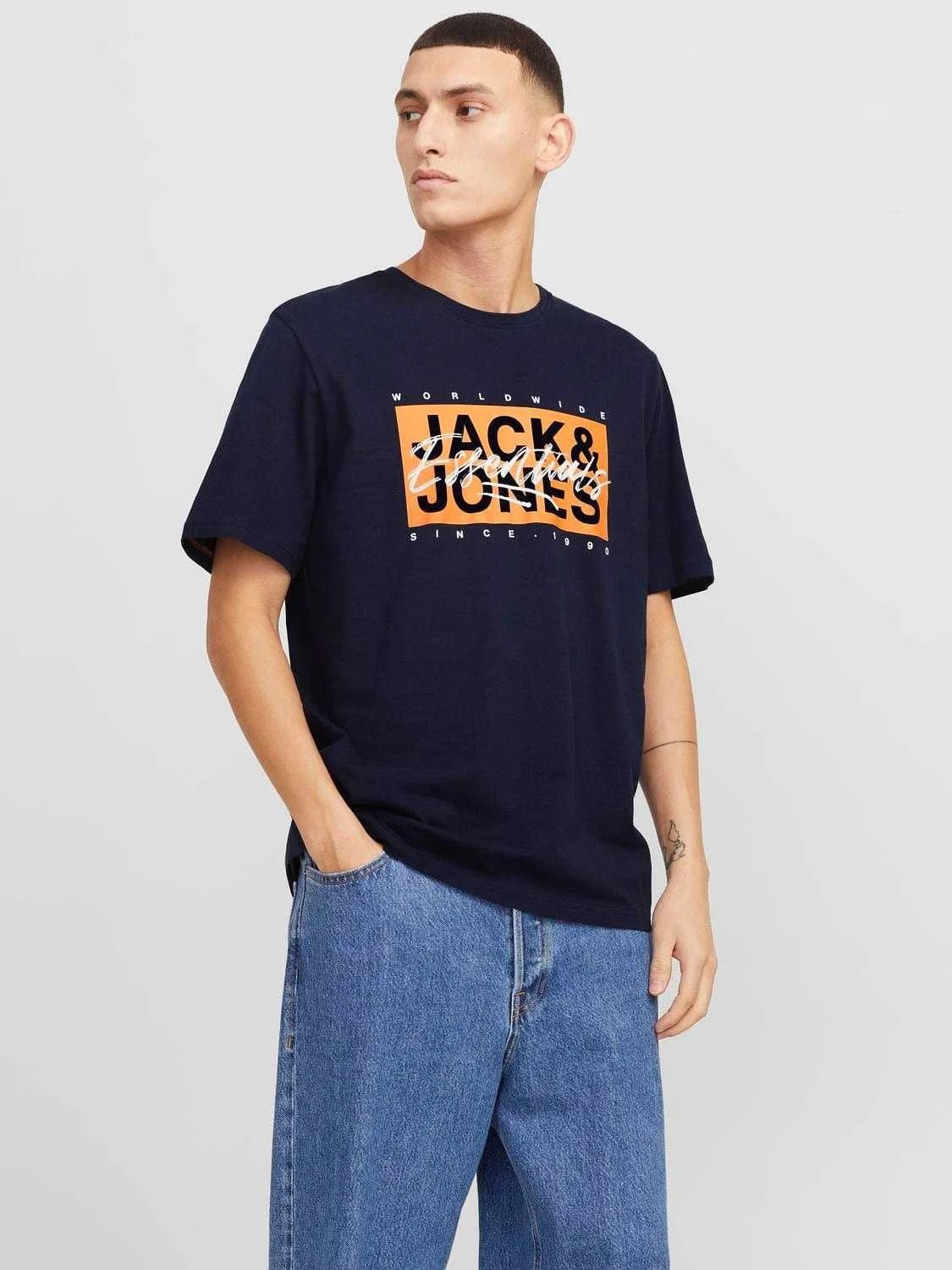 Jack&Jones - JJCOLTON TEE SS CREW... Jack&Jones - JJCOLTON TEE SS CREW...