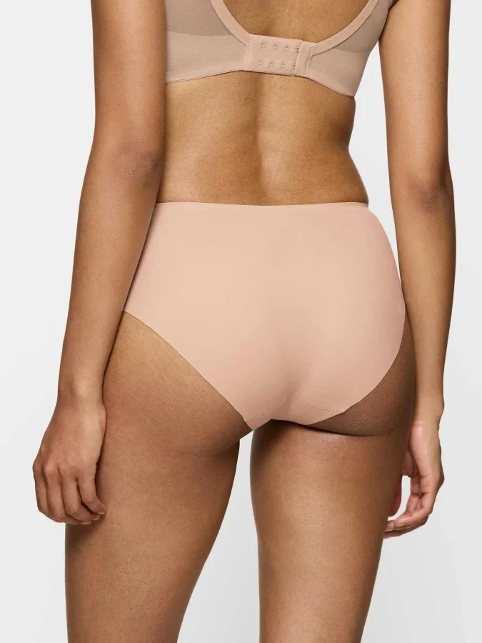 Triumph - Smart Invisible Maxi 2