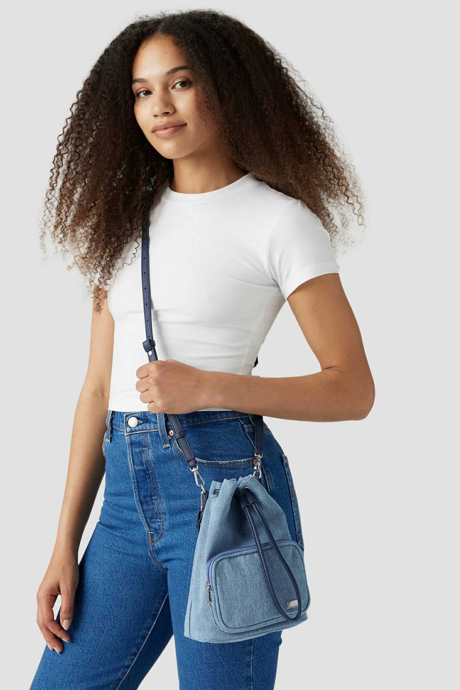 Levi's® - WOMENS BUCKET BAG Levi's® - WOMENS BUCKET BAG