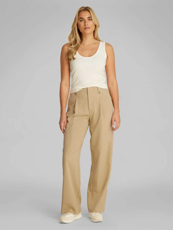 CALVIN KLEIN JEANS -... 2