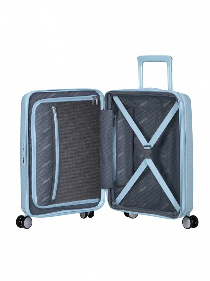 American Tourister -... 2