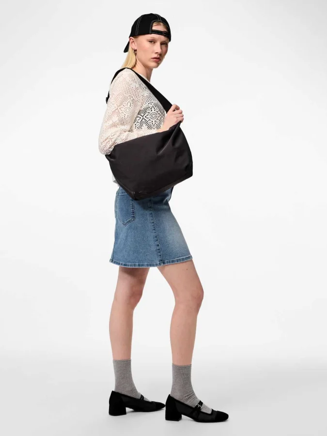 Pieces - PCAMANDA XL BUMBAG 2