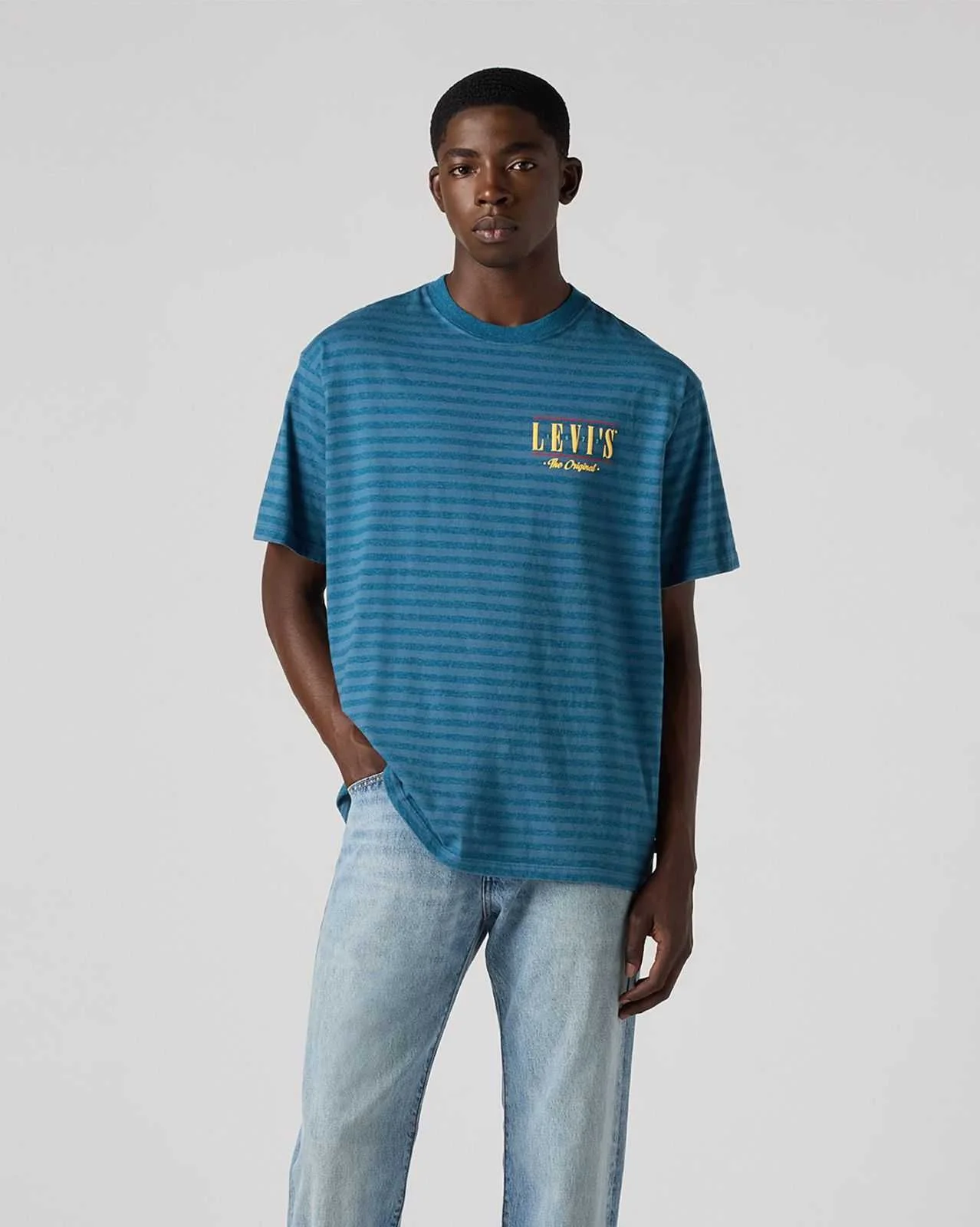 Levis® - VINTAGE FIT GRAPHIC TEE Levis® - VINTAGE FIT GRAPHIC TEE