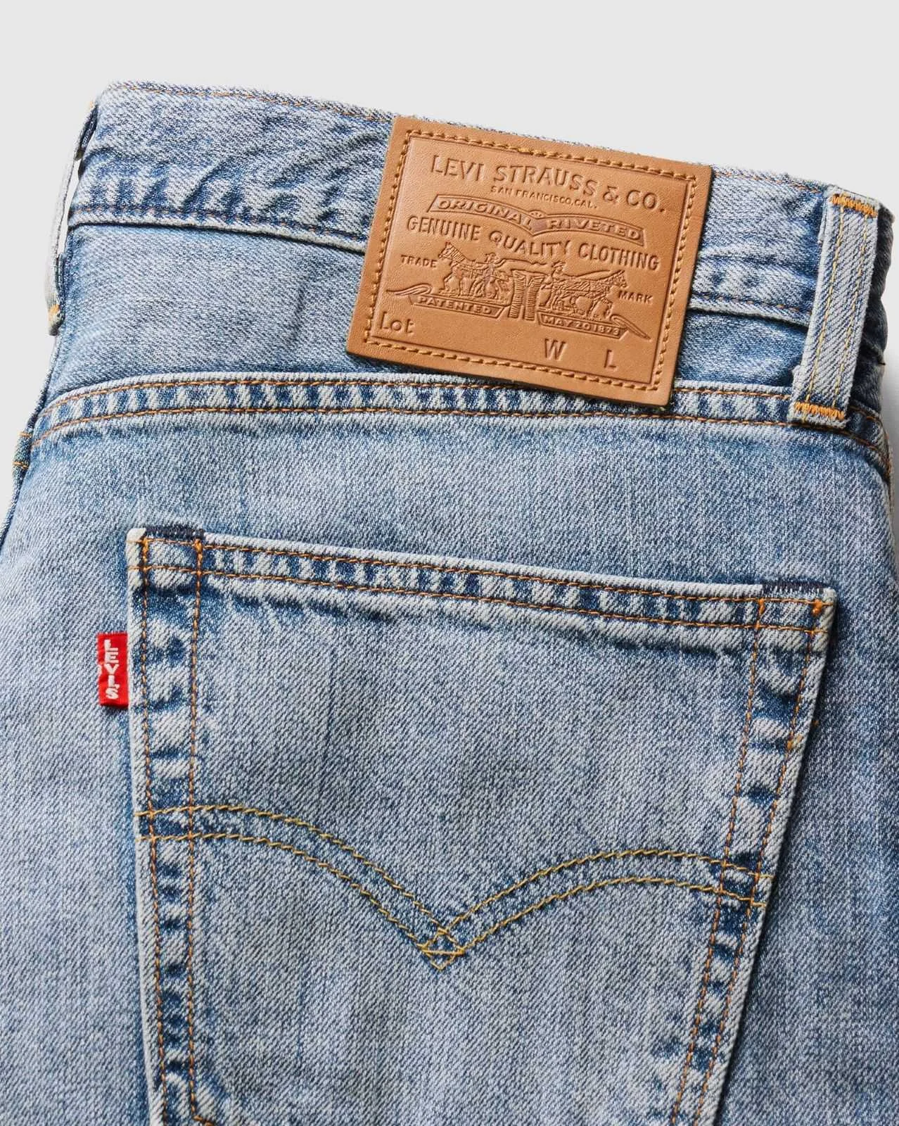 Levis® - 555® Relaxed Straight Levis® - 555® Relaxed Straight