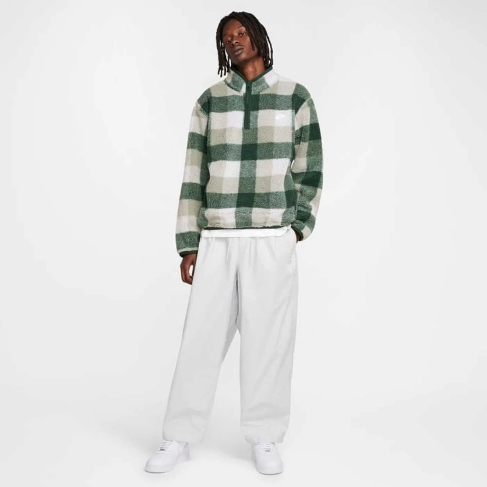 NIKE - M NK CLUB SSNL WNTRZD AOP HZ NIKE - M NK CLUB SSNL WNTRZD AOP HZ