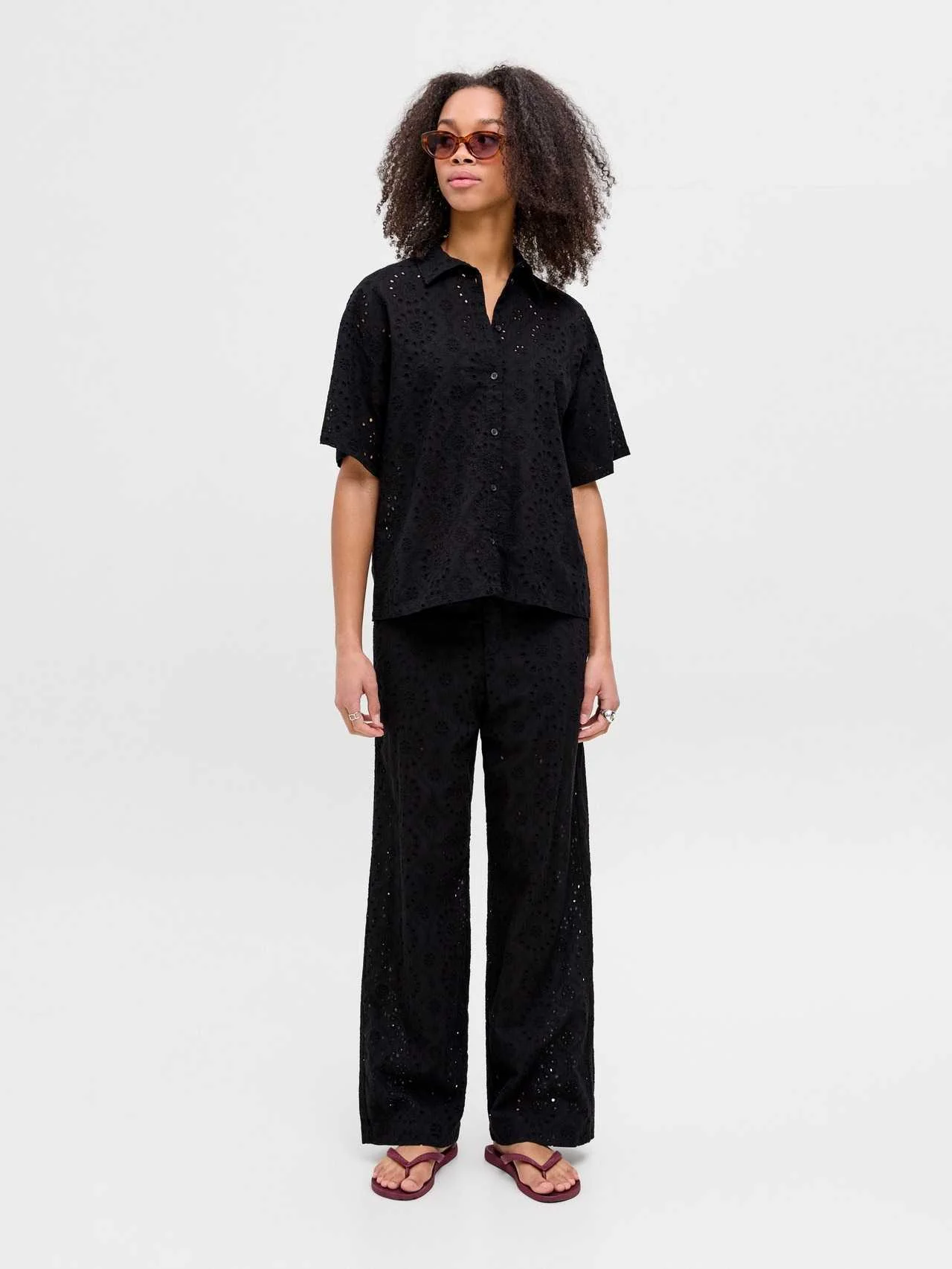 JJXX - JXMILLIE BRODERIE MW PANT PNT JJXX - JXMILLIE BRODERIE MW PANT PNT