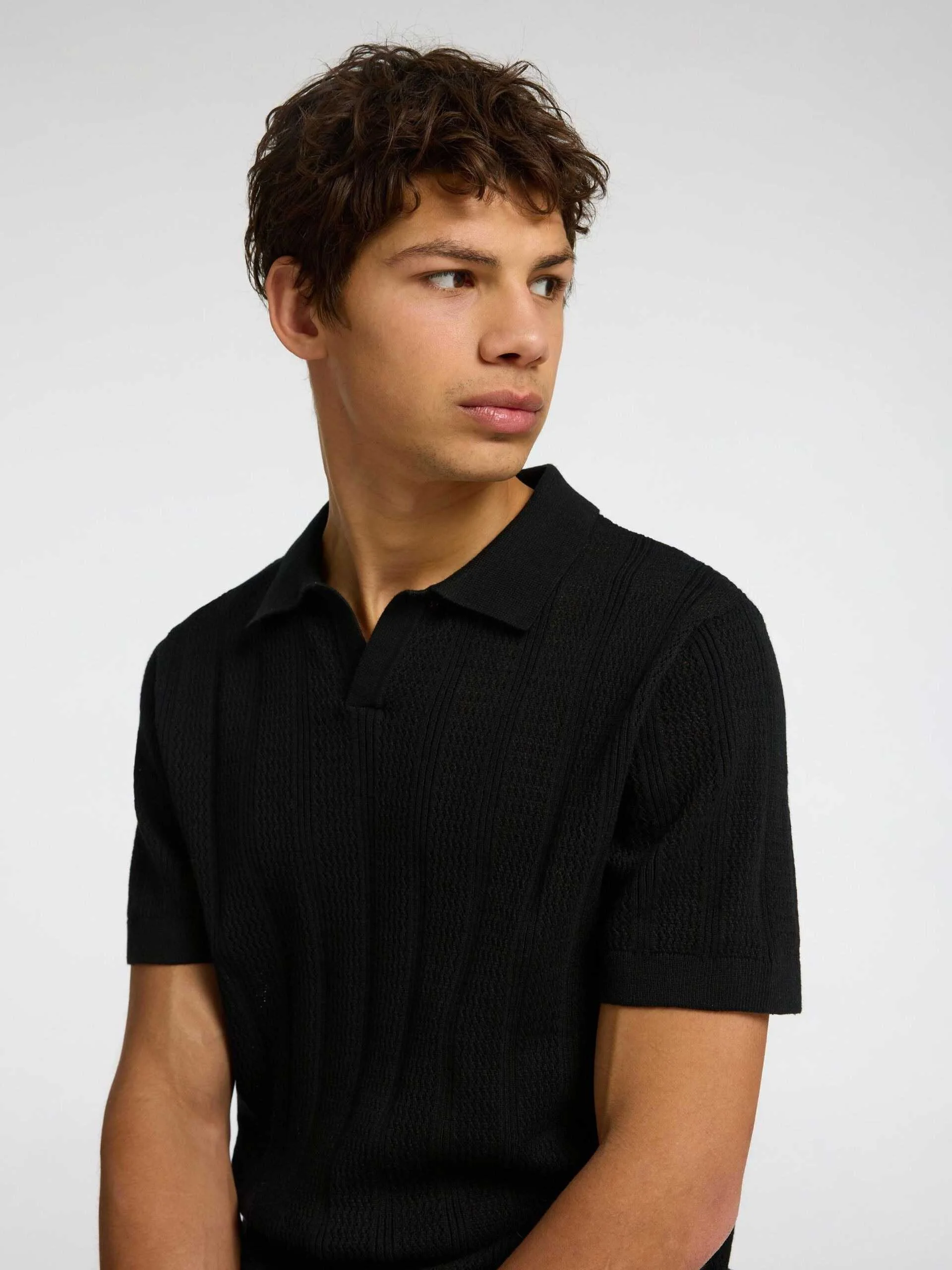 SELECTED MEN - SLHWELLS SS KNIT... SELECTED MEN - SLHWELLS SS KNIT...