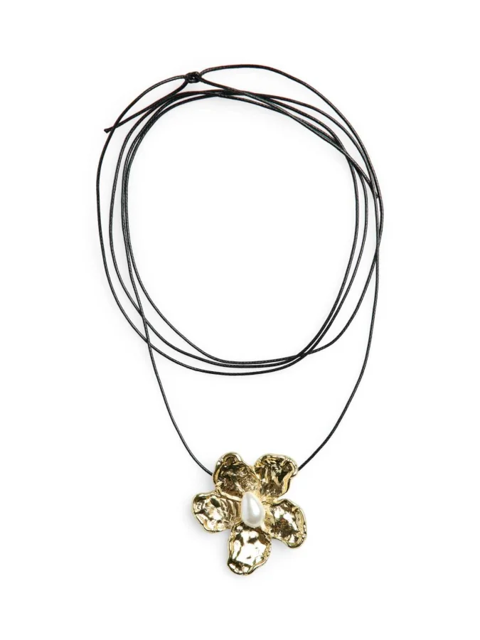 Pieces - CSANDRA NECKLACE