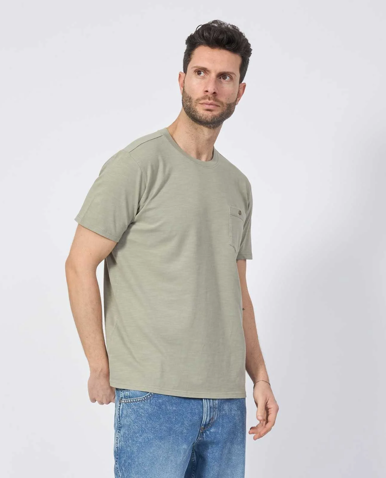 GUESS - SS ORG COTTON SLUB PKT TEE GUESS - SS ORG COTTON SLUB PKT TEE
