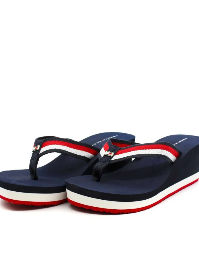 Tommy Hilfiger - CORPORATE...