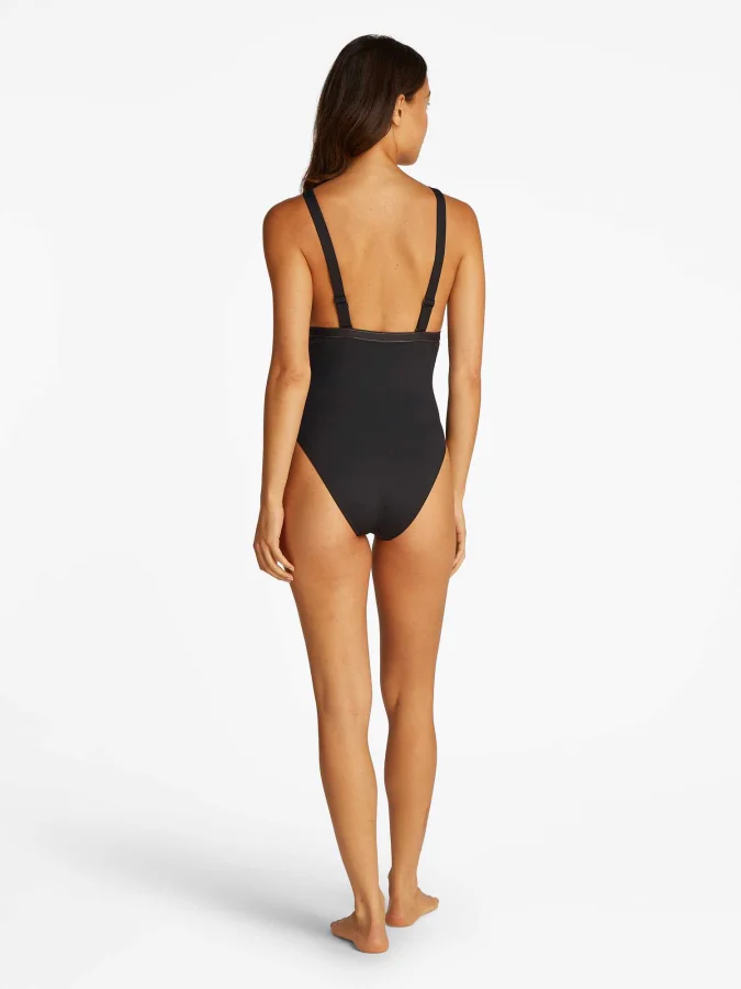 Tommy Hilfiger - PLUNGE ONE... 2