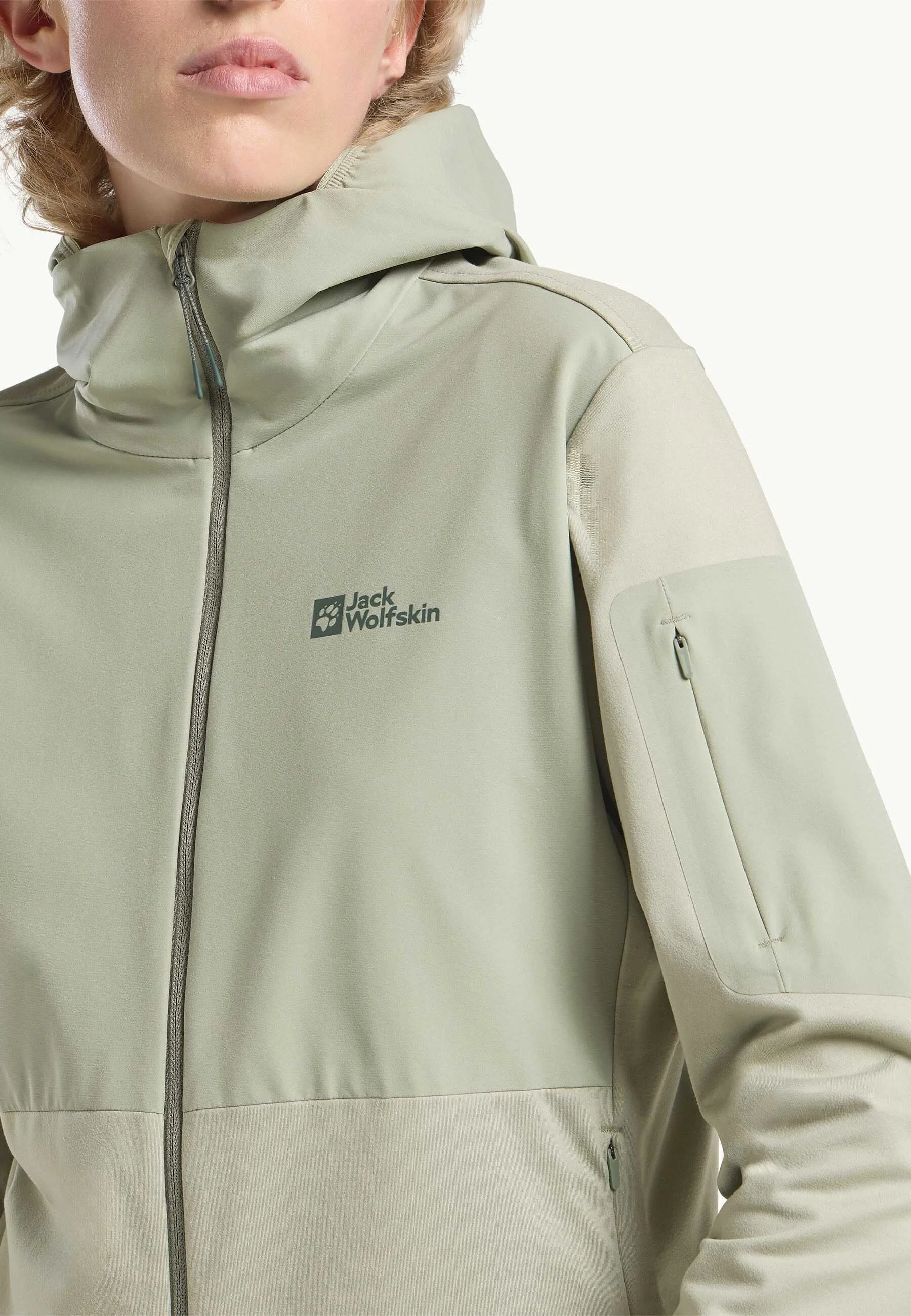 Jack Wolfskin - PRELIGHT TRAIL HOODY W Jack Wolfskin - PRELIGHT TRAIL HOODY W