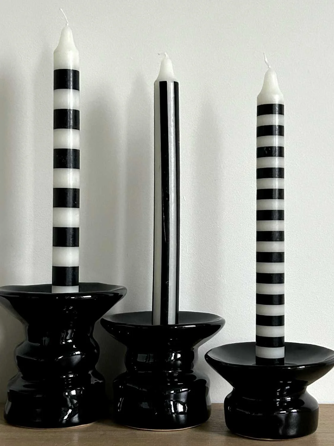 Opjet - Black Candle, 2.1 x 25 CM, 4pcs Opjet - Black Candle, 2.1 x 25 CM, 4pcs