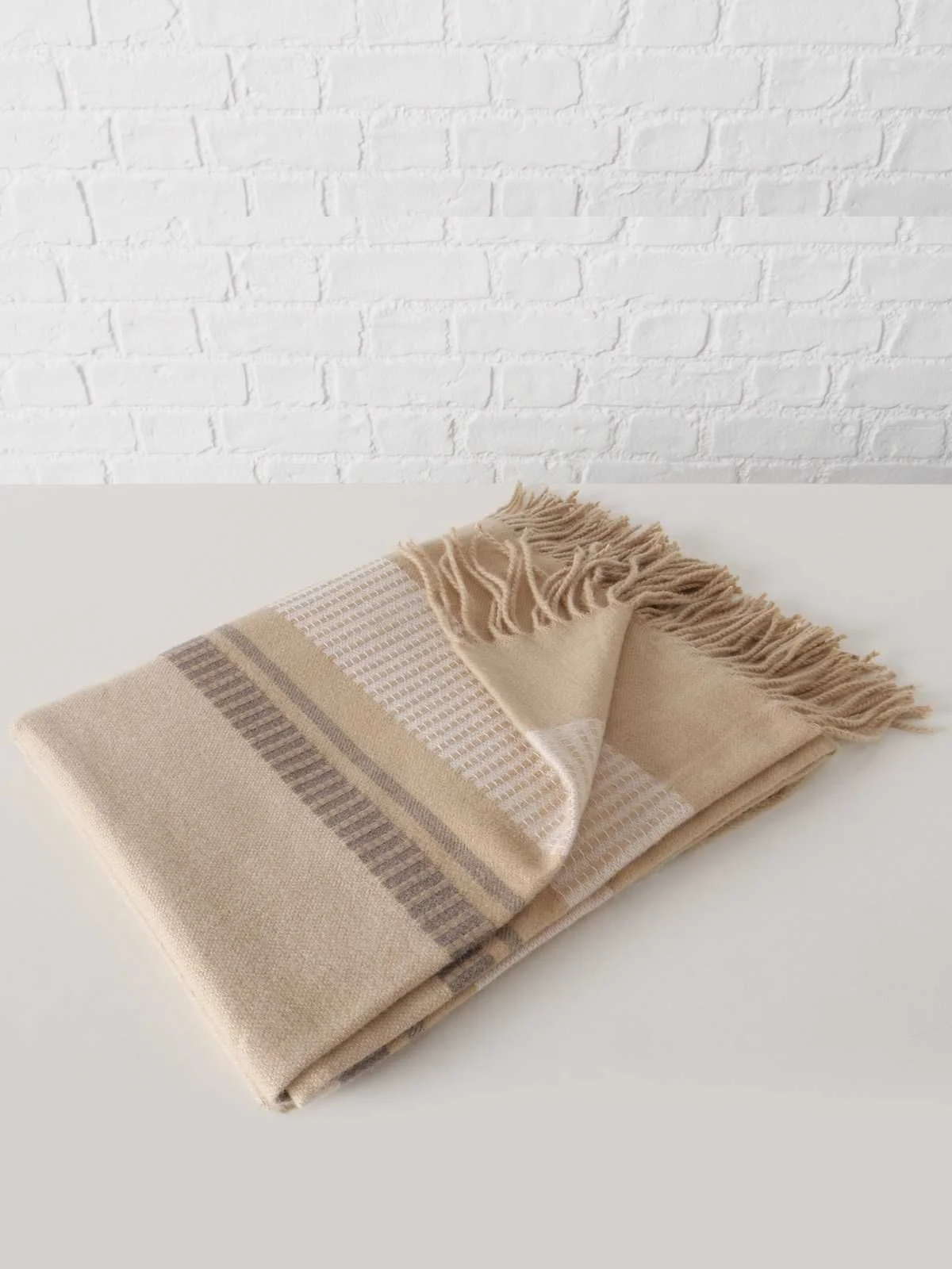 Boltze - Beige Blanket, 160... 2