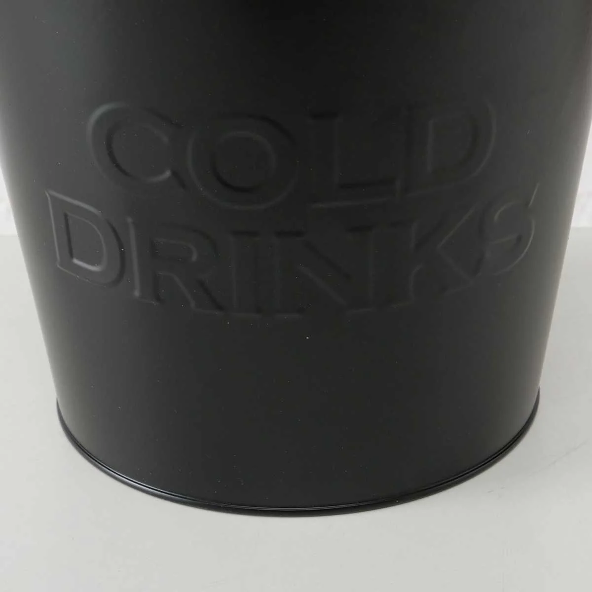 Boltze - Black Cooler Bowl, 22 CM Boltze - Black Cooler Bowl, 22 CM