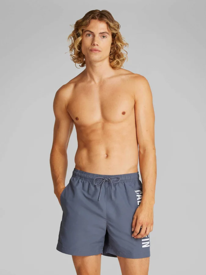 CALVIN KLEIN - MEDIUM... 2