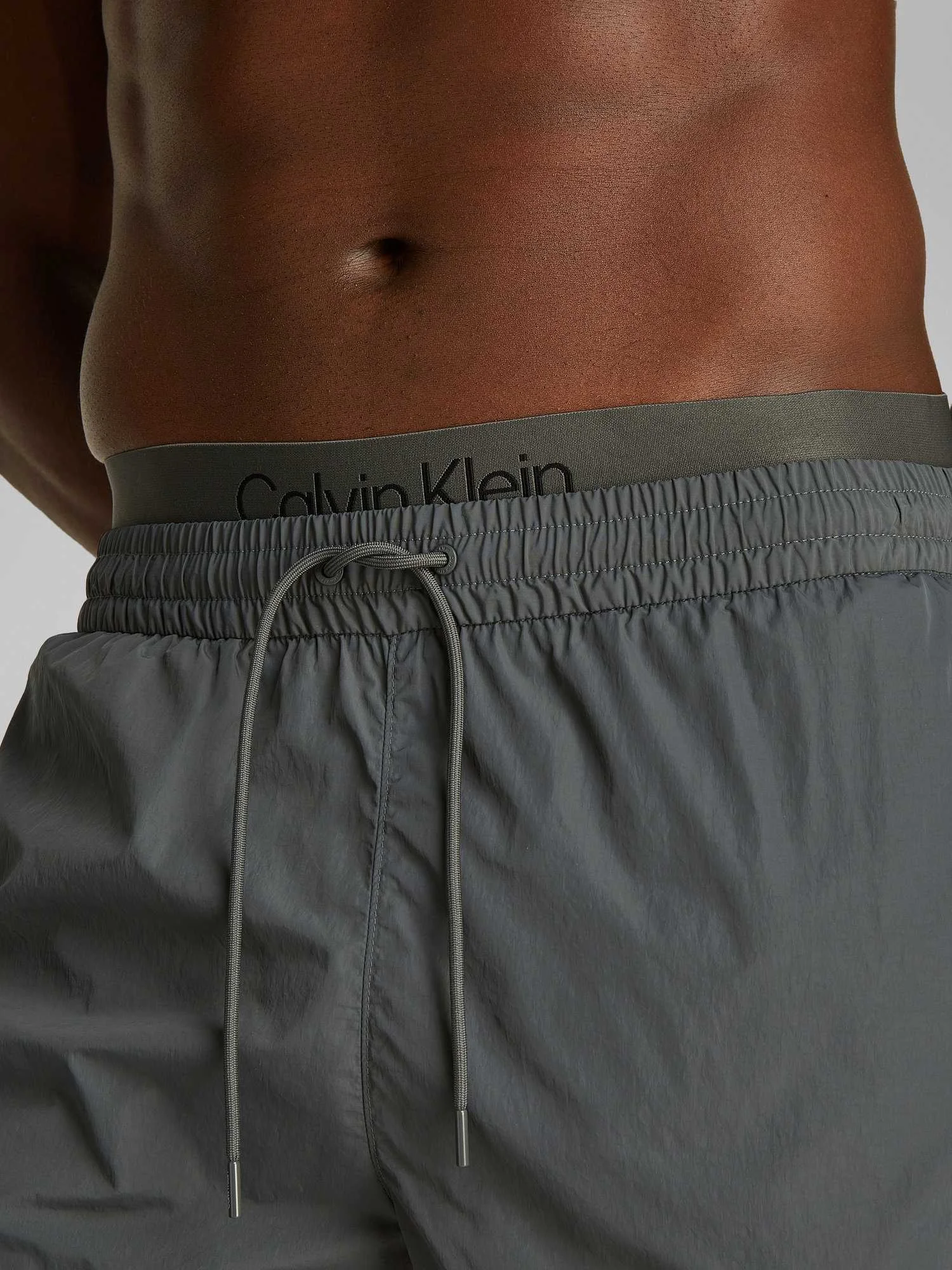 CALVIN KLEIN - MEDIUM...