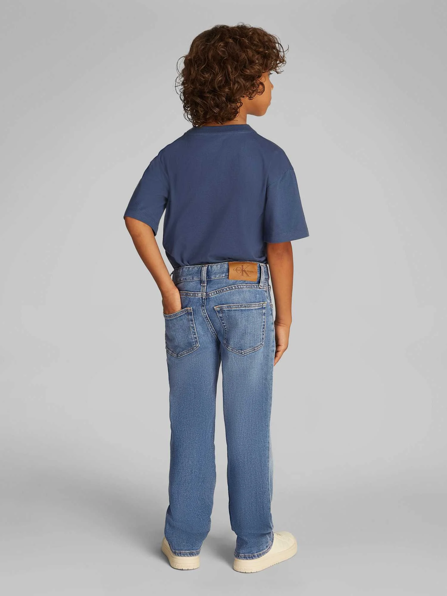 CALVIN KLEIN - SOFT BLUE REG. STRAIGHT CALVIN KLEIN - SOFT BLUE REG. STRAIGHT