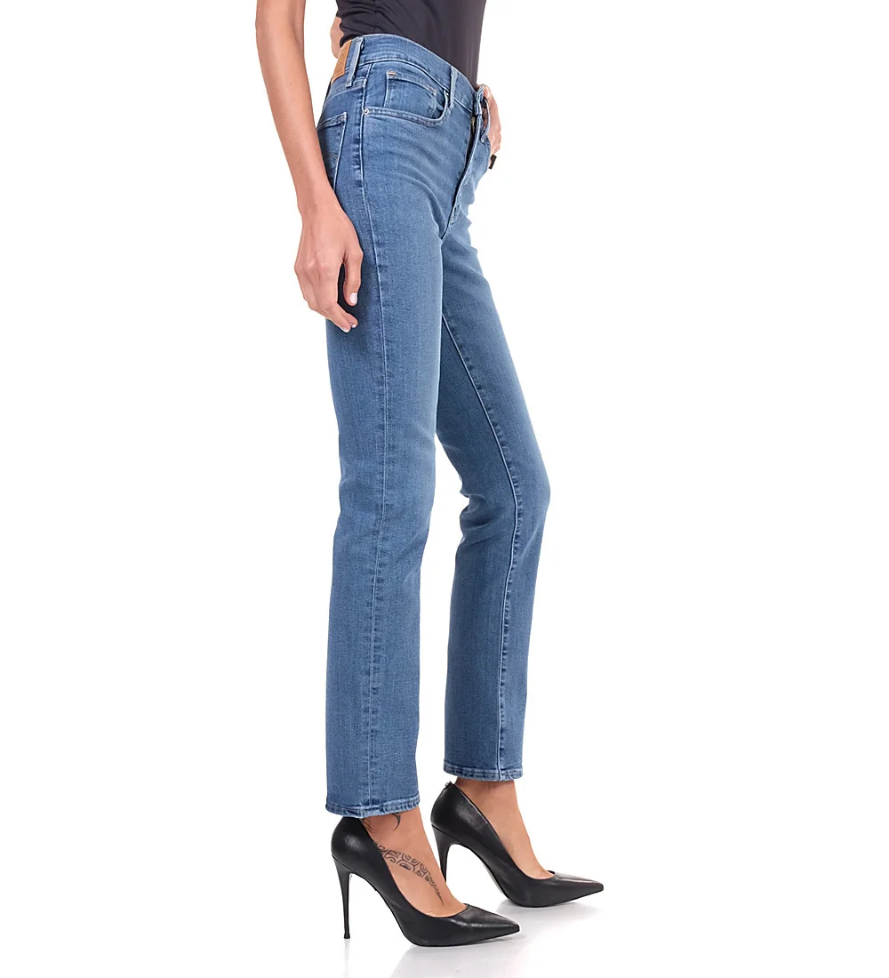 Levis® - 724 HIGH RISE STRAIGHT Levis® - 724 HIGH RISE STRAIGHT