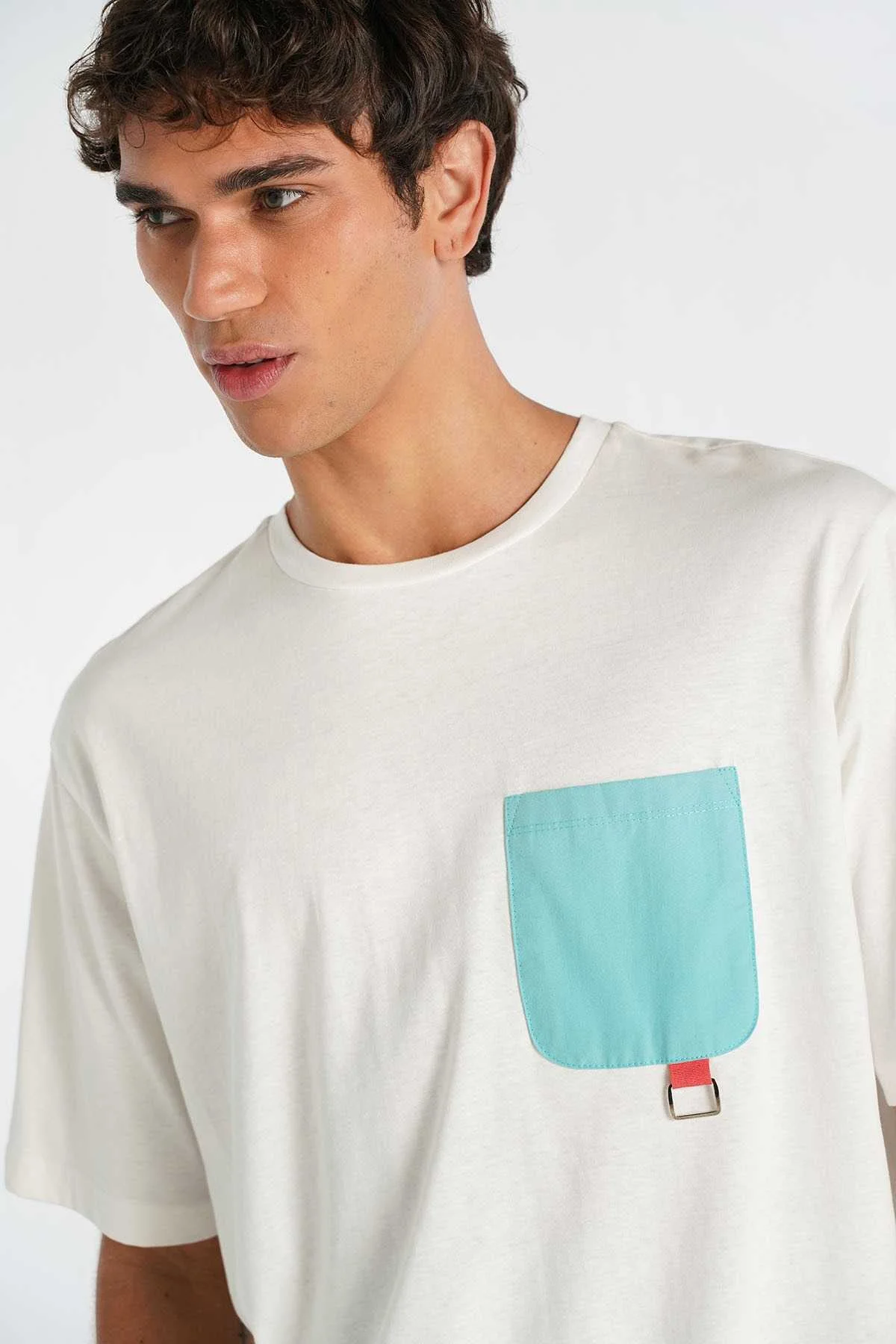 HUMMEL - MARC OVERSIZE SHORT SLEEVE... HUMMEL - MARC OVERSIZE SHORT SLEEVE...