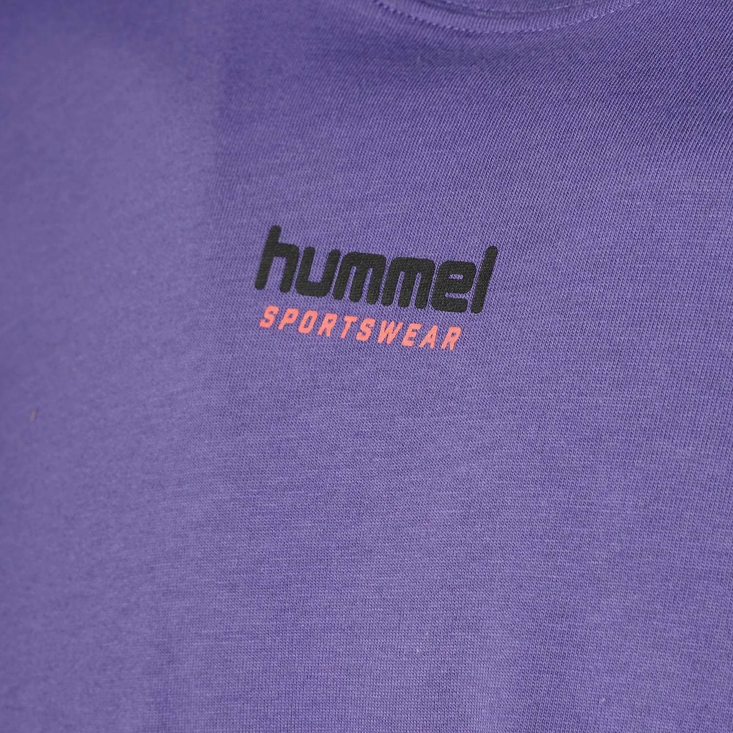 HUMMEL - TEF OVERSIZE SHORT SLEEVE... HUMMEL - TEF OVERSIZE SHORT SLEEVE...