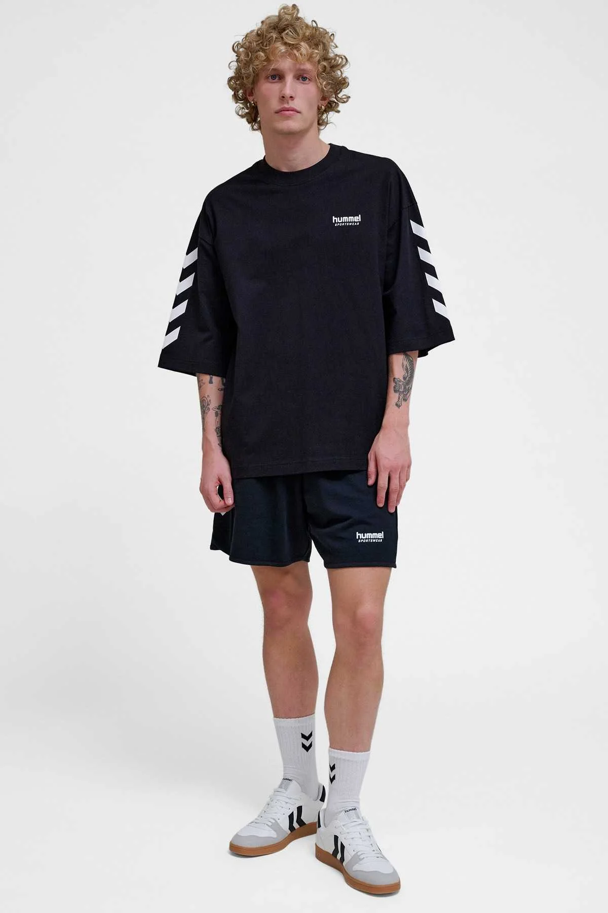 HUMMEL - Oversized Willy... 2