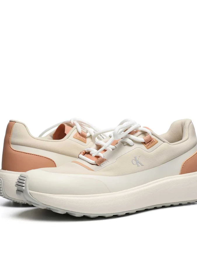 CALVIN KLEIN - ATHLEISURE... 2