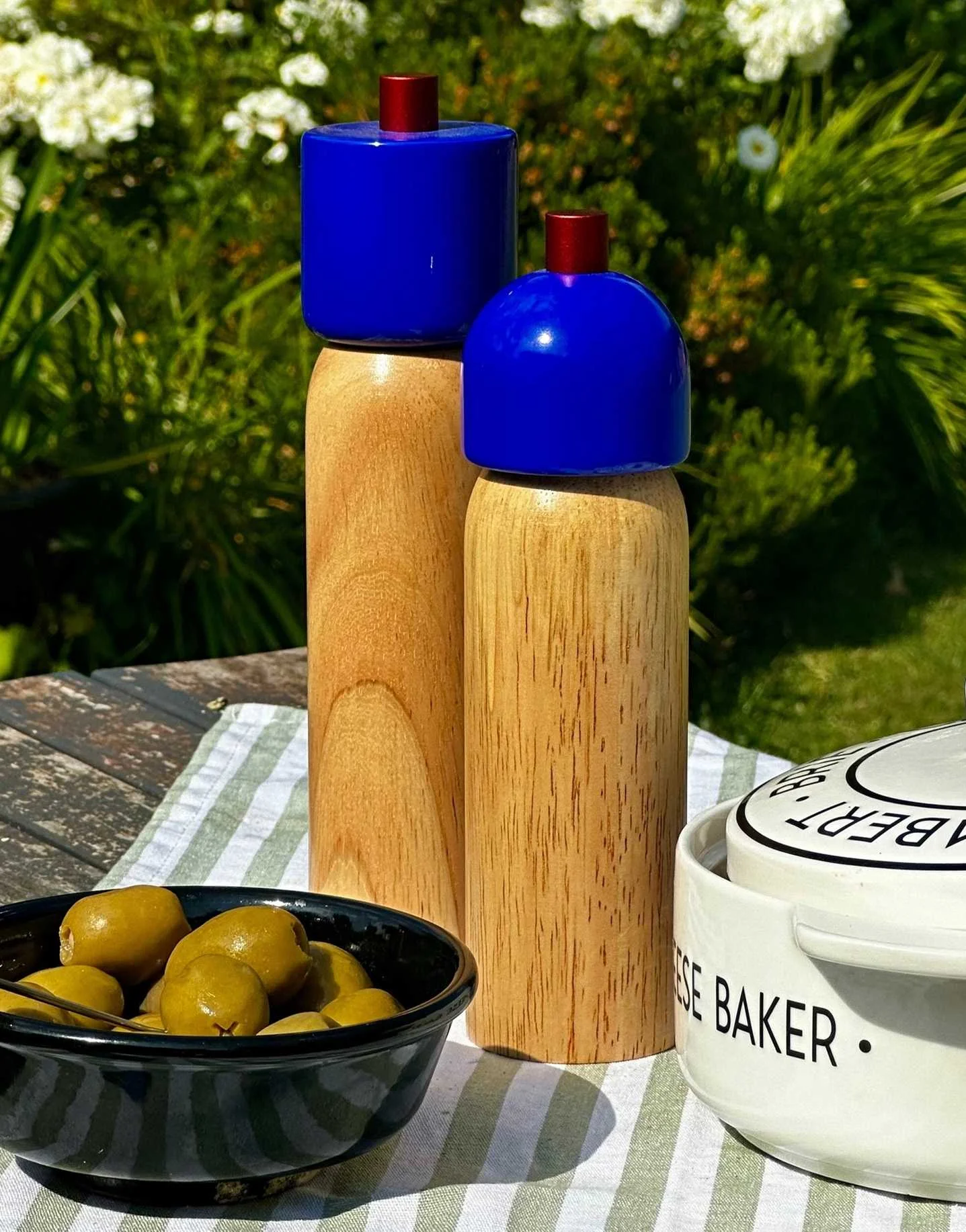 MÆGEN - ლურჯი სამარილე & საპილპილე,... MÆGEN - ლურჯი სამარილე & საპილპილე,...