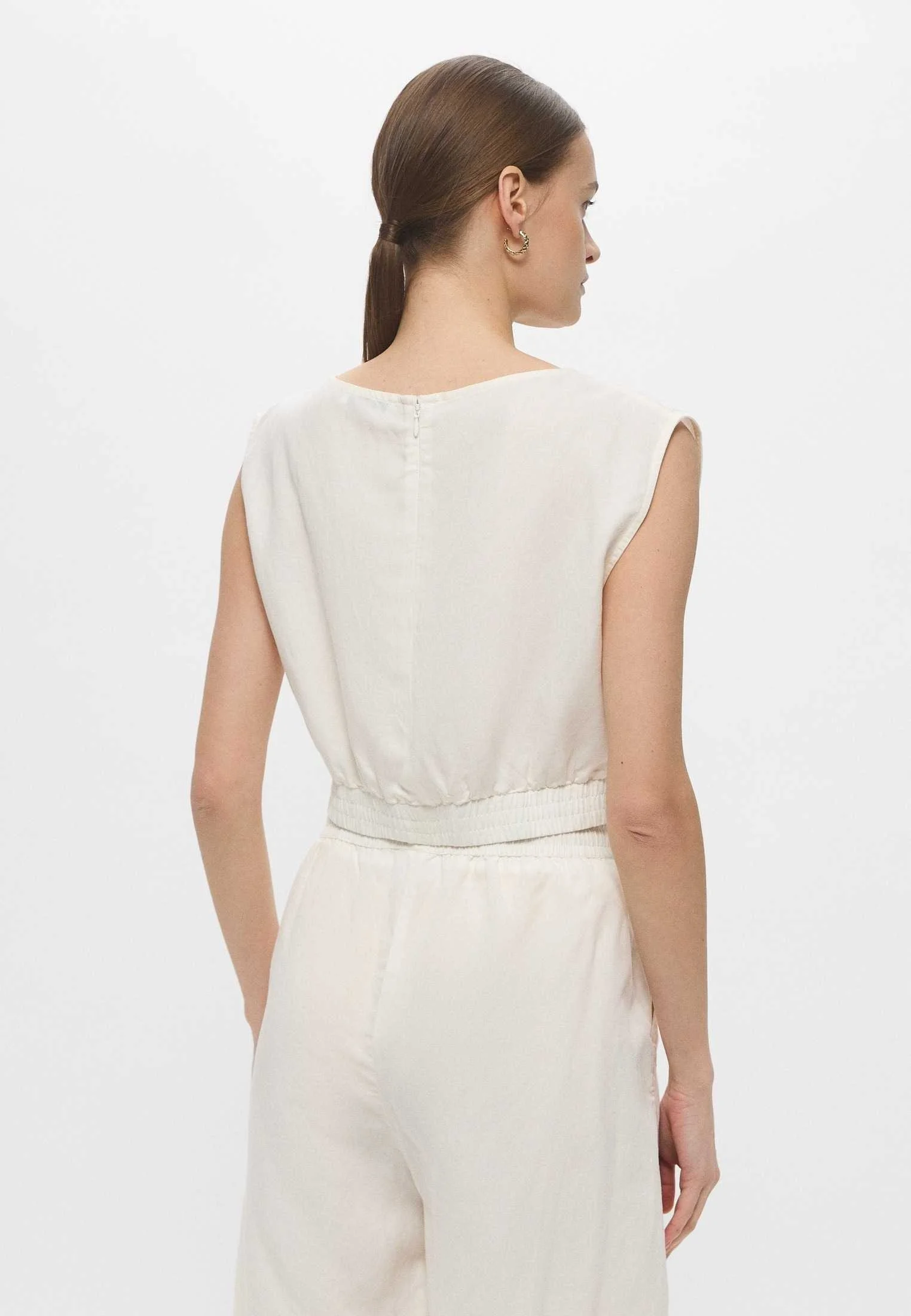 LACOSTE 2