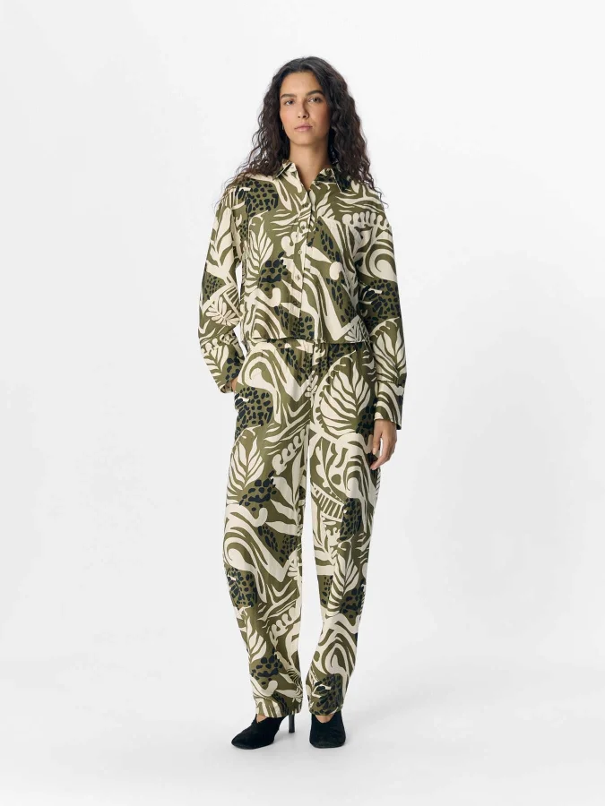 OBJECT - OBJMELLA LO HW... 2