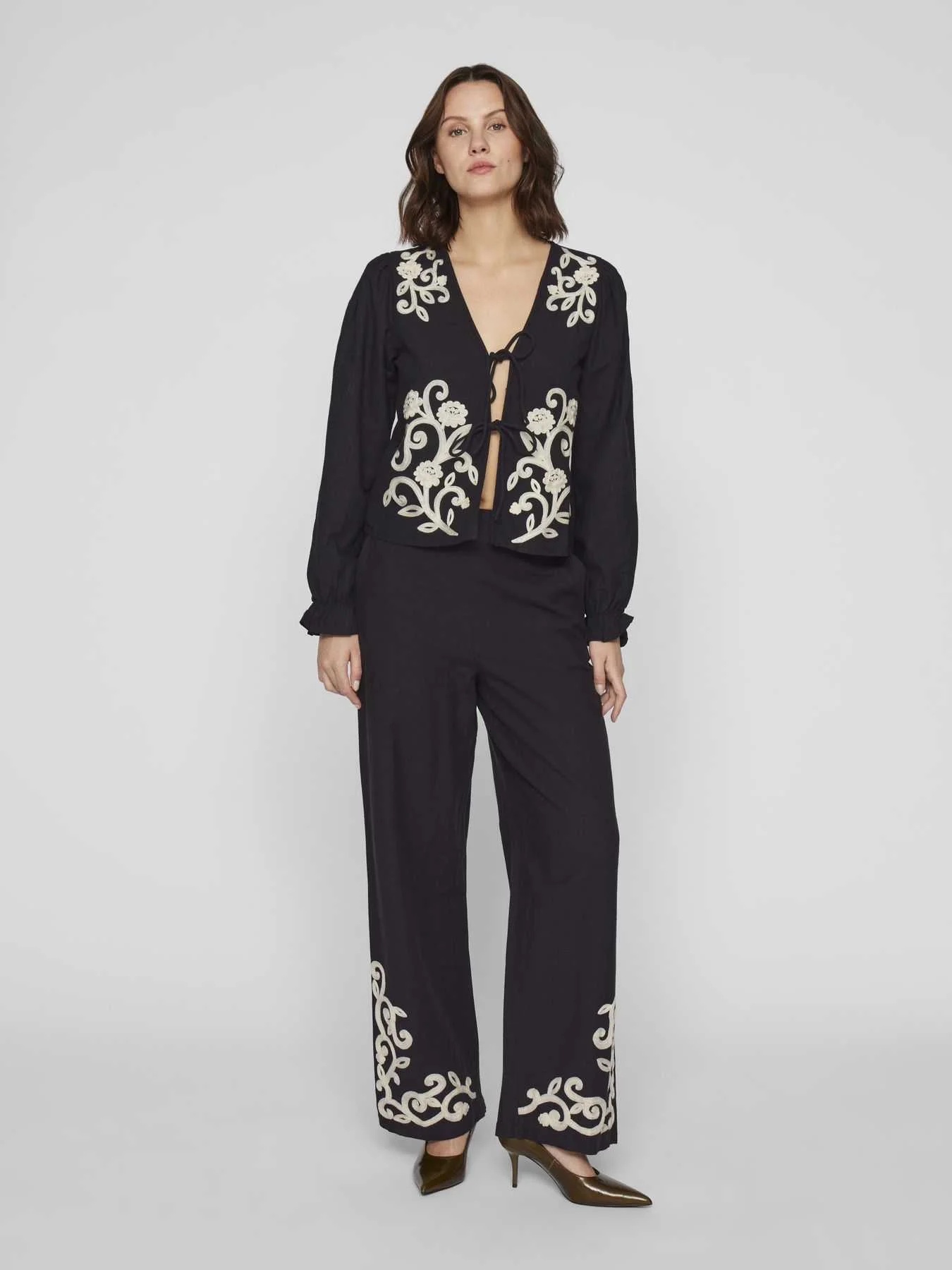 VILA - VIPOLENE V-NECK L/S TOP/BFS VILA - VIPOLENE V-NECK L/S TOP/BFS