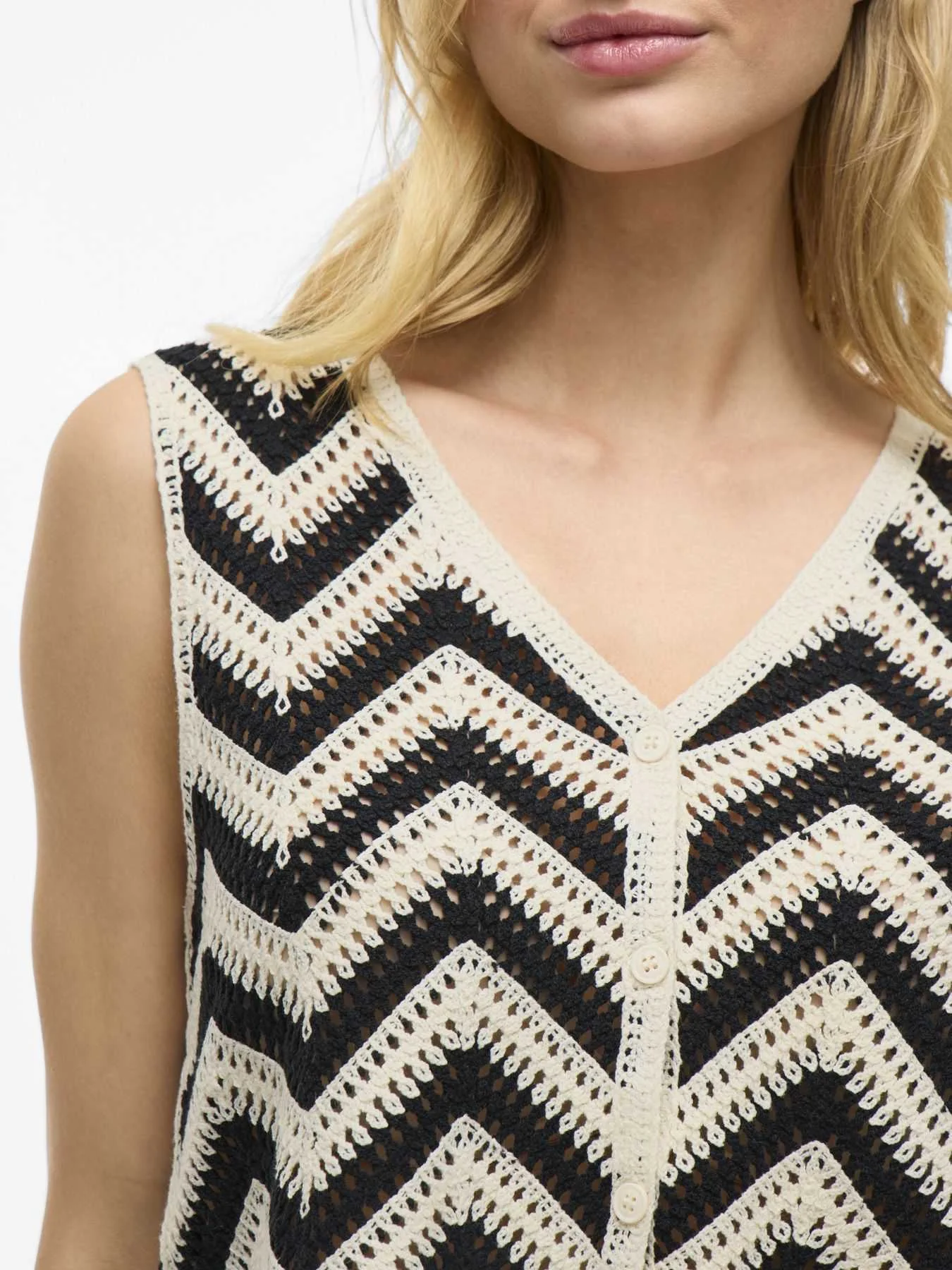 VILA - VISERILDA V-NECK S/L VEST/BFS VILA - VISERILDA V-NECK S/L VEST/BFS