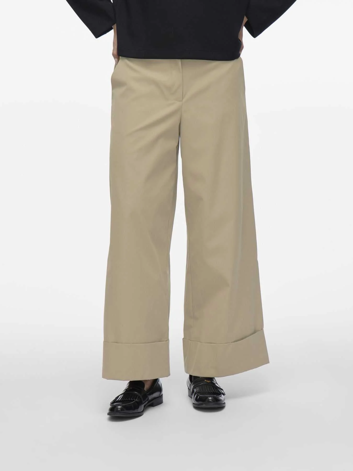 VILA - VISEFRIDA 7/8 FOLD UP PANTS VILA - VISEFRIDA 7/8 FOLD UP PANTS