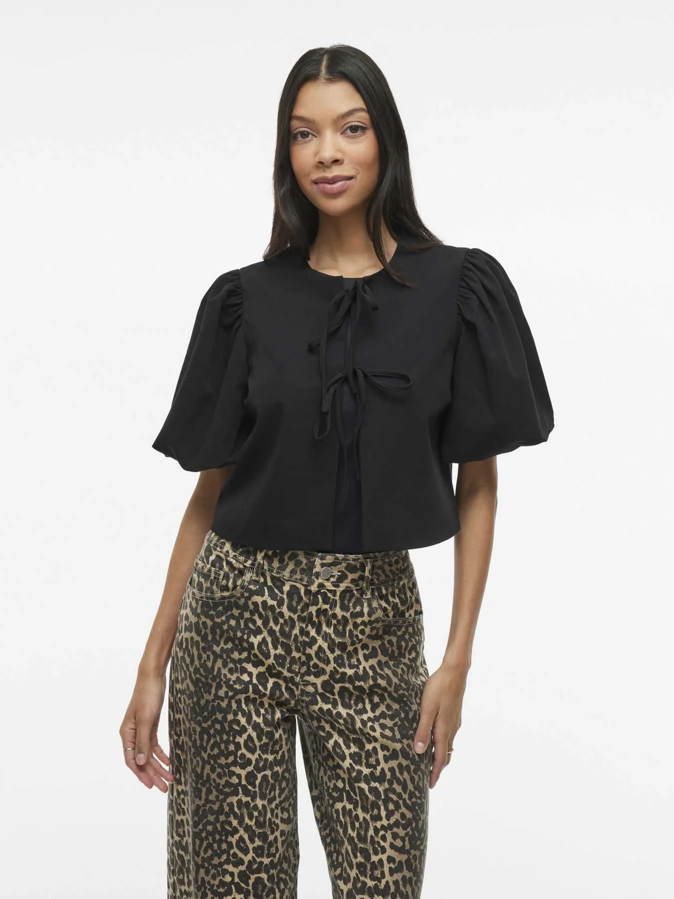 VILA - VIMARINA 2/4 SHORT BLAZER/TES VILA - VIMARINA 2/4 SHORT BLAZER/TES