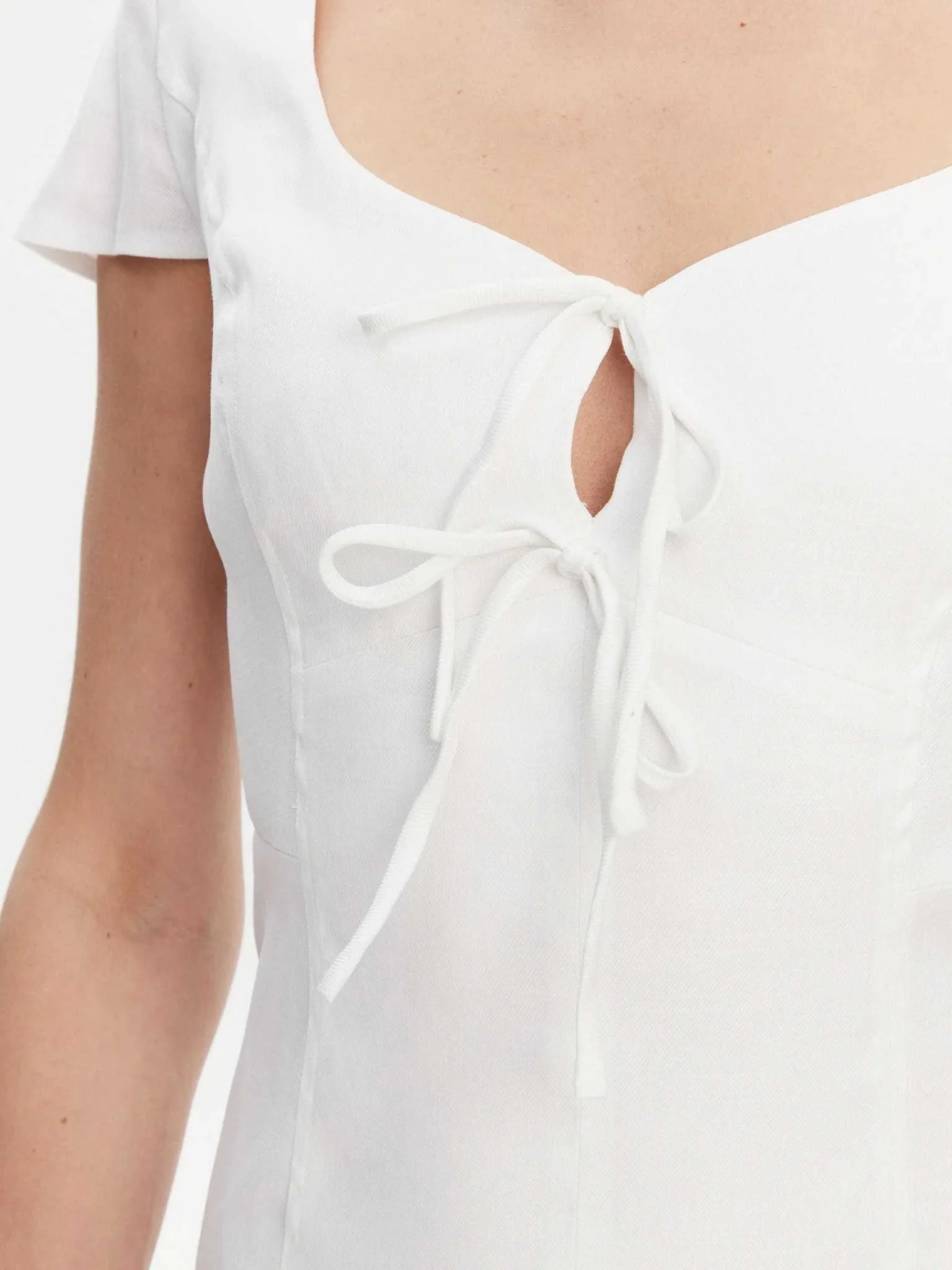 GUESS - ISABEAU BOWS MINI DRESS GUESS - ISABEAU BOWS MINI DRESS