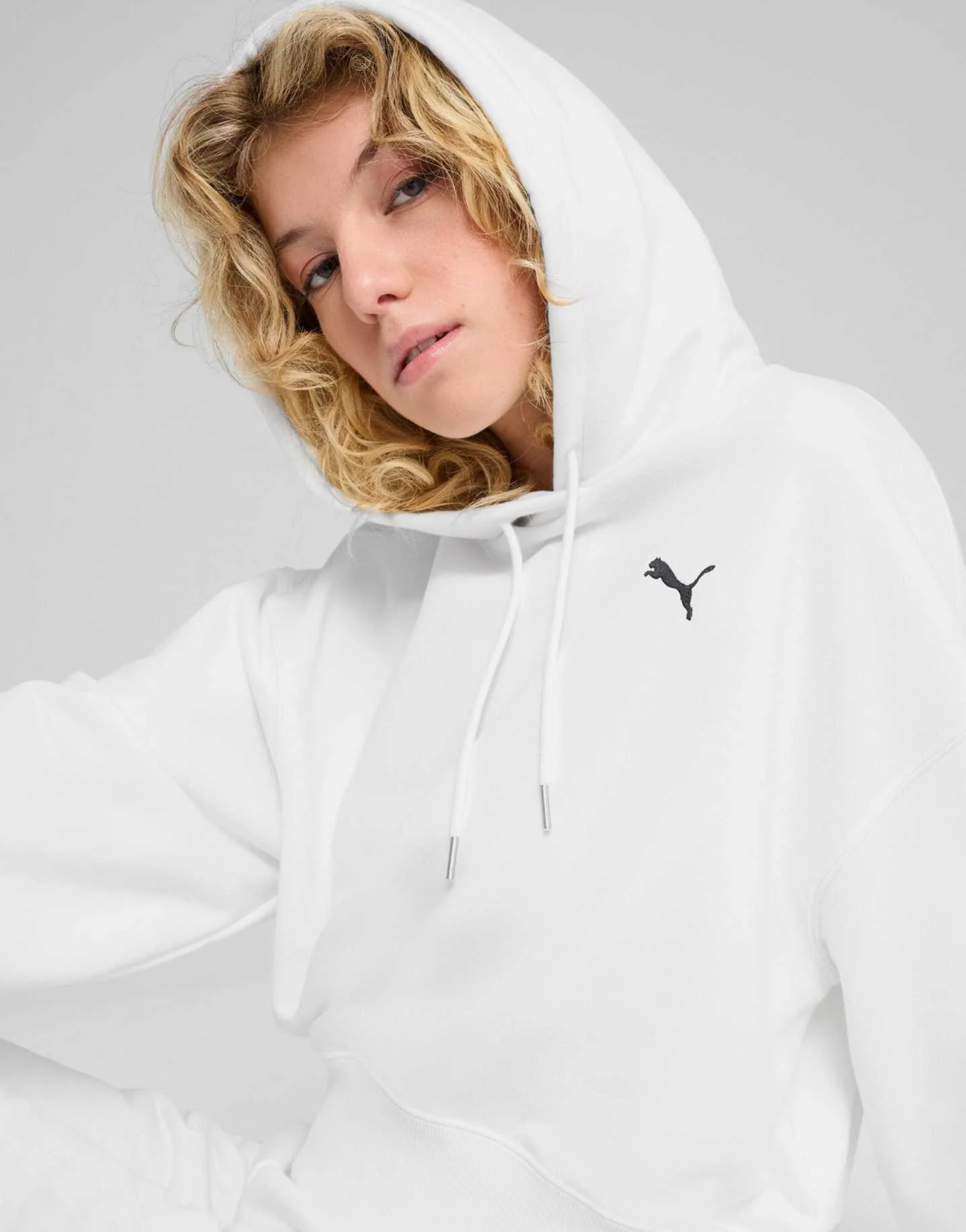 Puma - WARDROBE ESS Cropped Hoodie TR Puma - WARDROBE ESS Cropped Hoodie TR