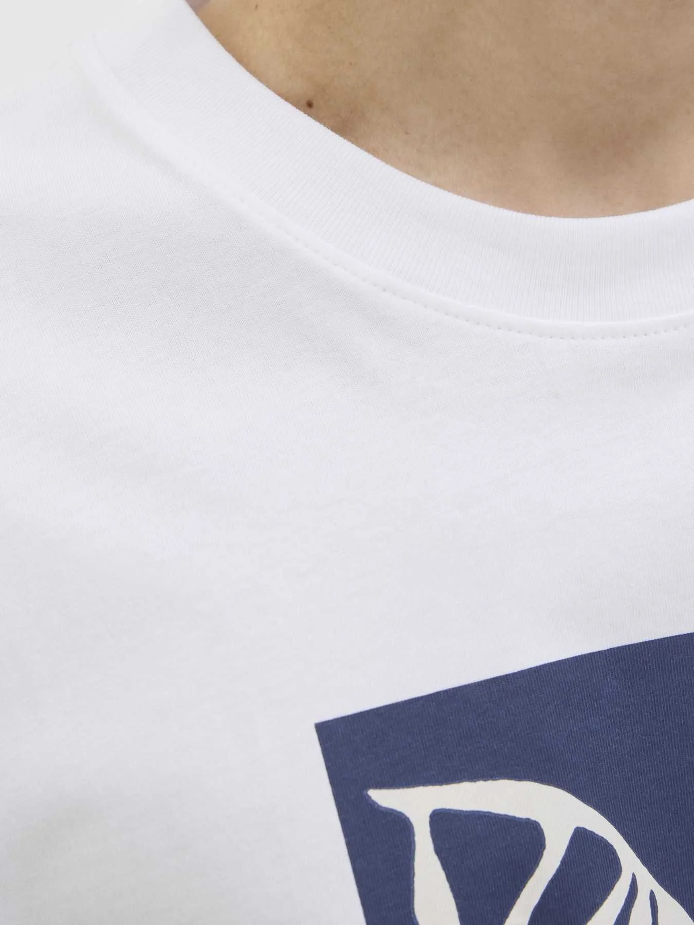 Jack&Jones - JORCANGGU FRONT BRANDING... Jack&Jones - JORCANGGU FRONT BRANDING...